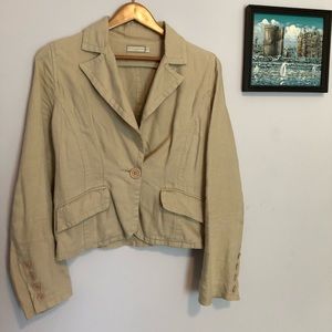 Stylish linen jacket.